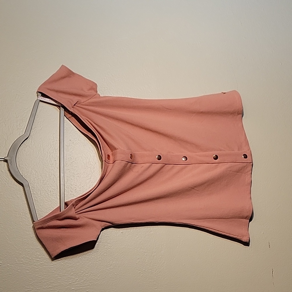 Womens guess top